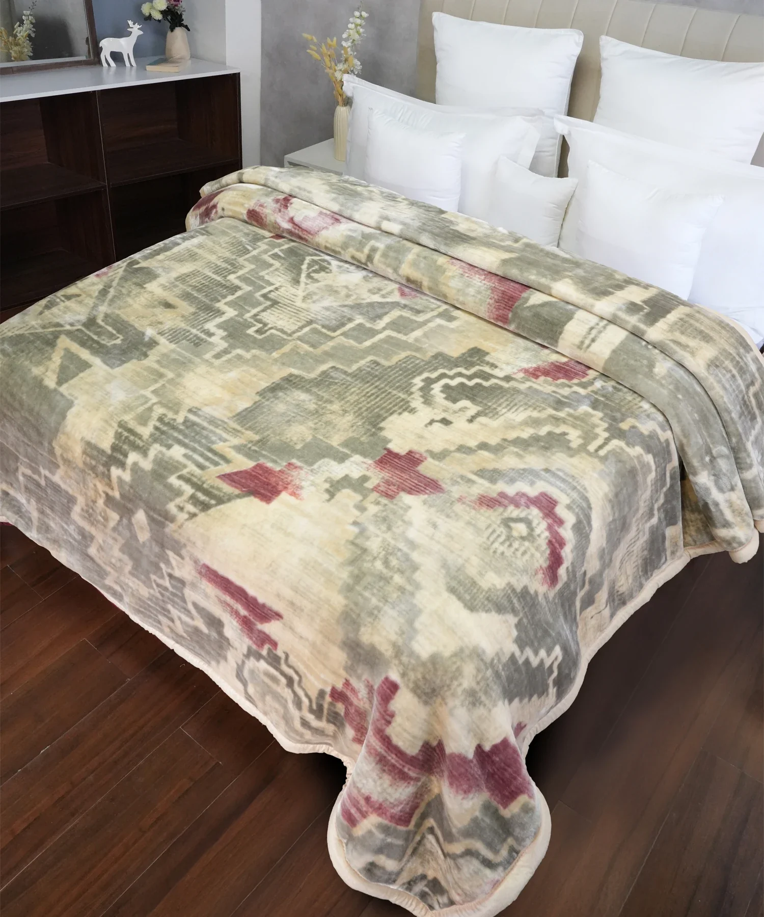 Classic Plushmare 2 Ply Double Mink Blanket,Davian| 5 KG - Image 2