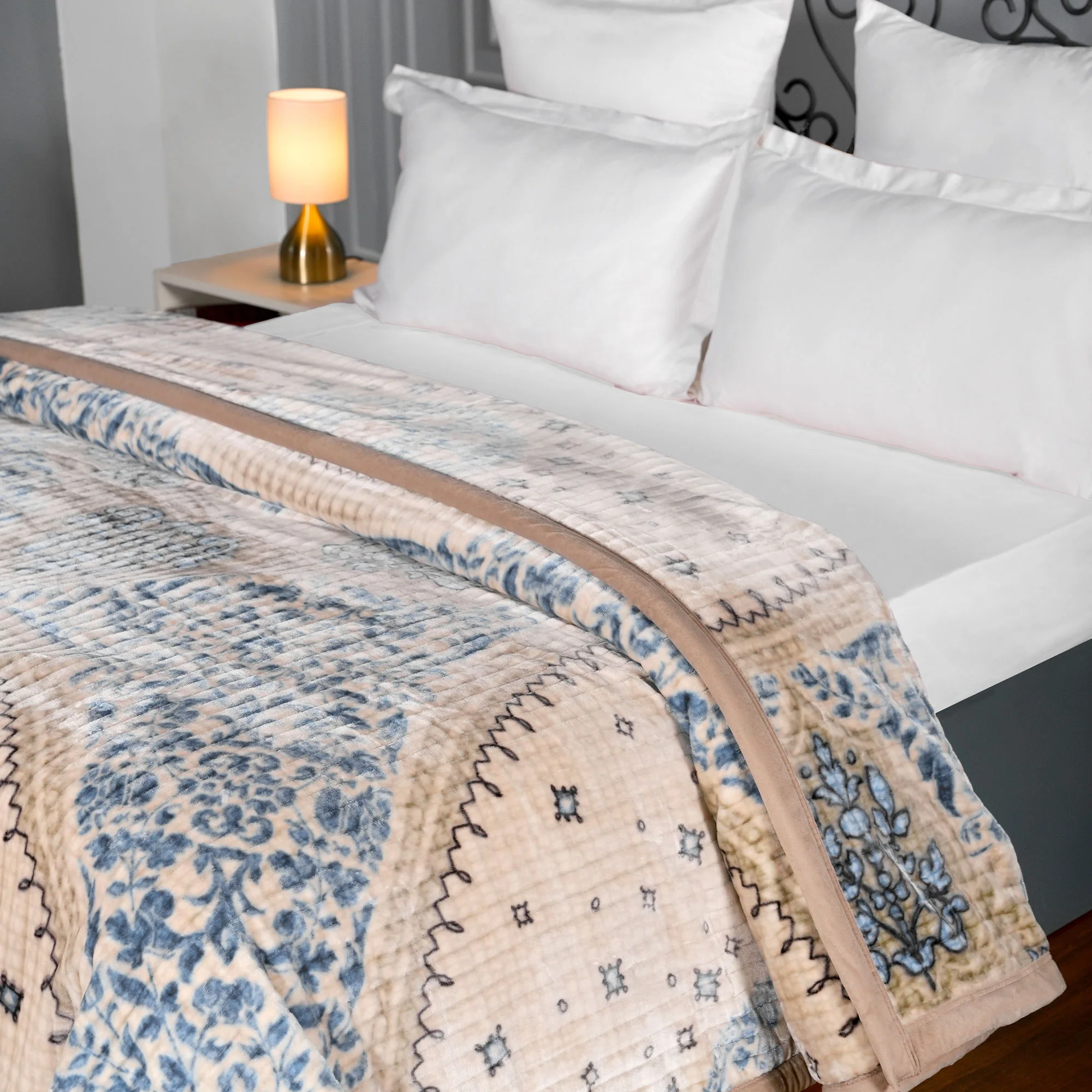 Classic Tranquil Touch 2 ply Double Blanket, Allure| 4 KG - Image 6