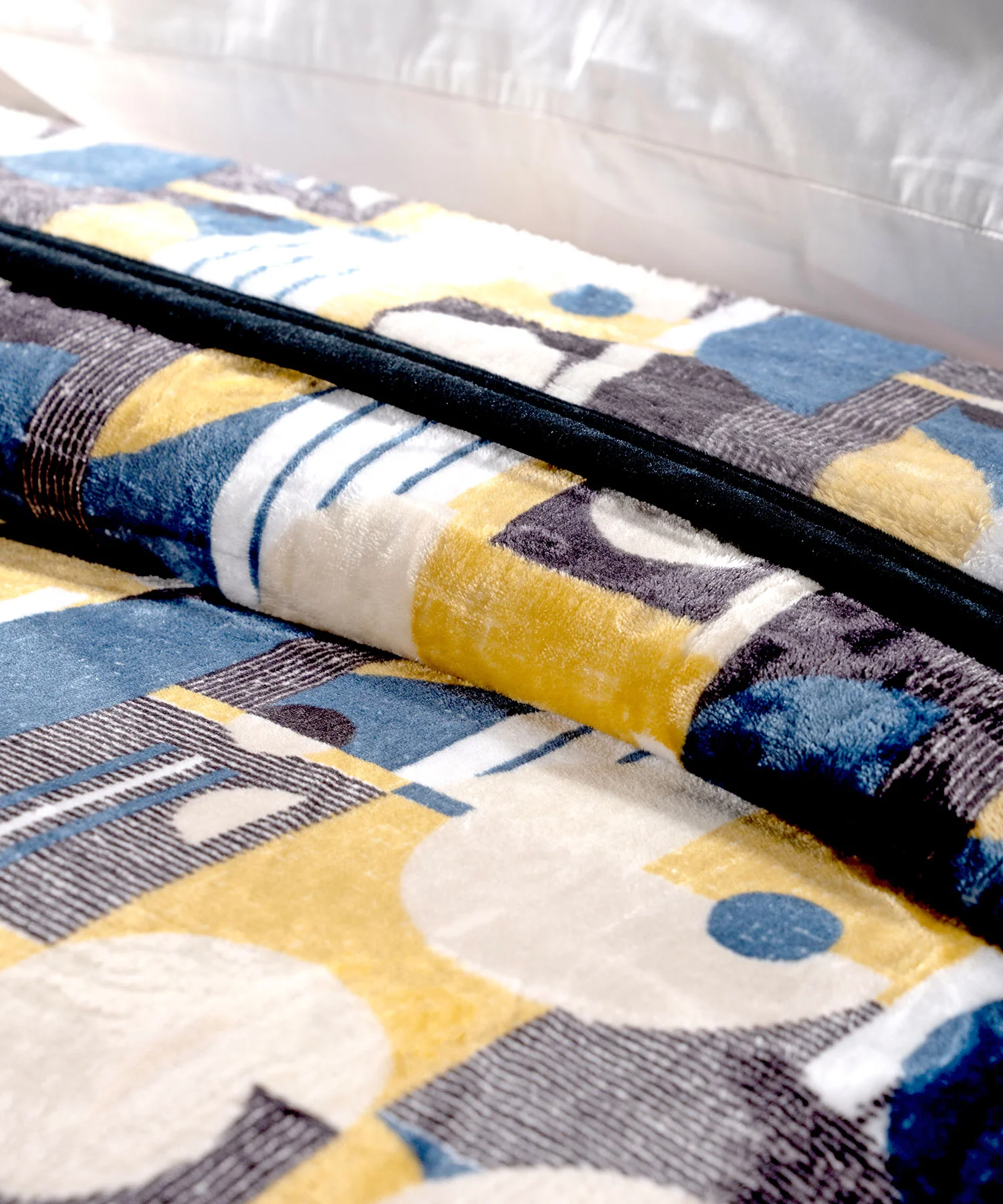 Home Essential Eternal Embrace 1 Ply Single Blanket, Grove|290 GSM Polyester - Image 6