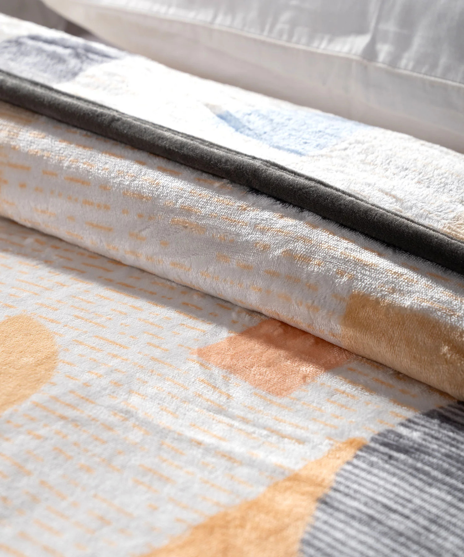 Home Essential Eternal Embrace 1 Ply Single Blanket Retro Rine|290 GSM - Image 6