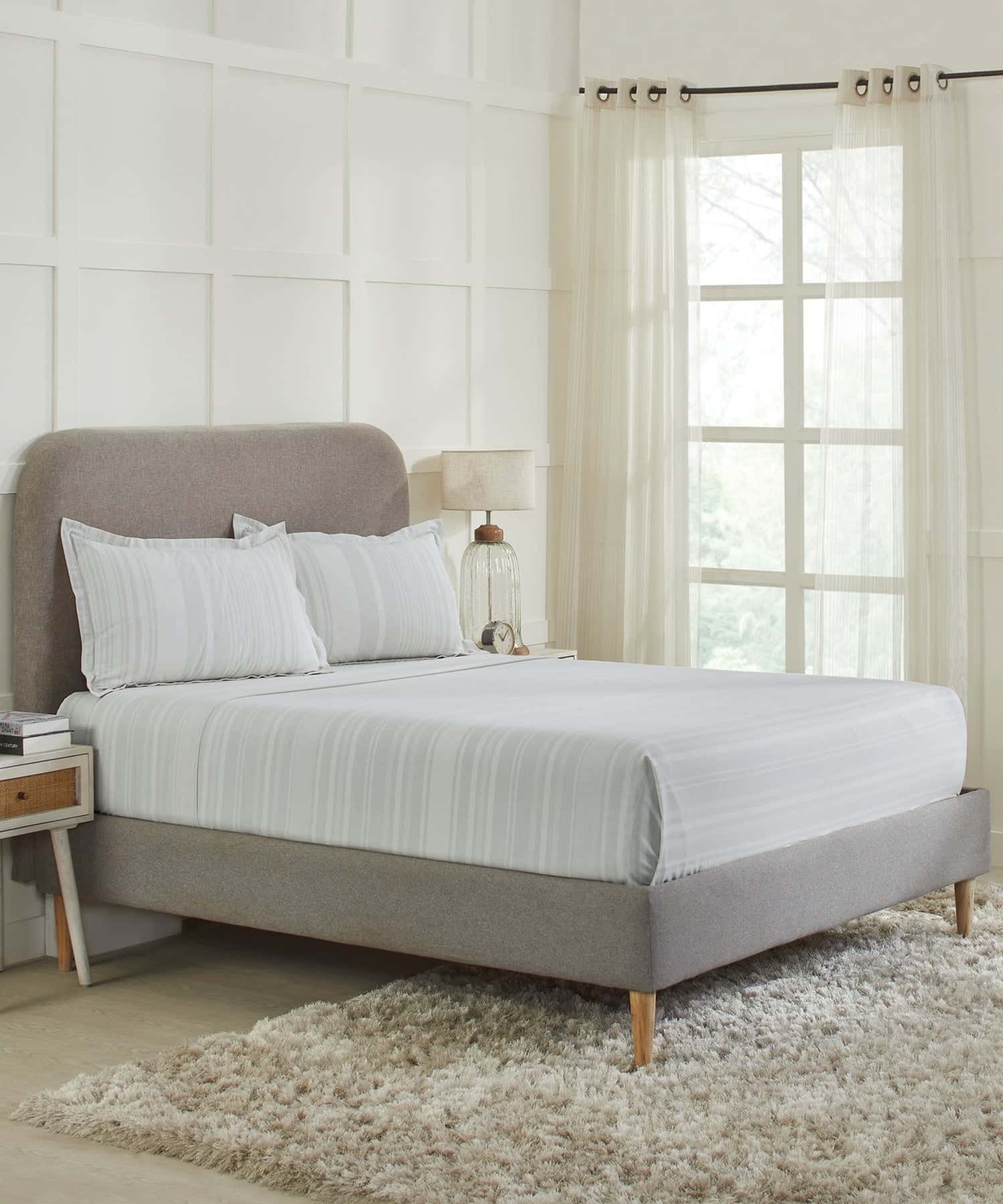 Home Essential Melange Stripe Solid Queen Bedsheet Set, Elvis|130 TC Cotton| 2 Pillow Covers - Image 2
