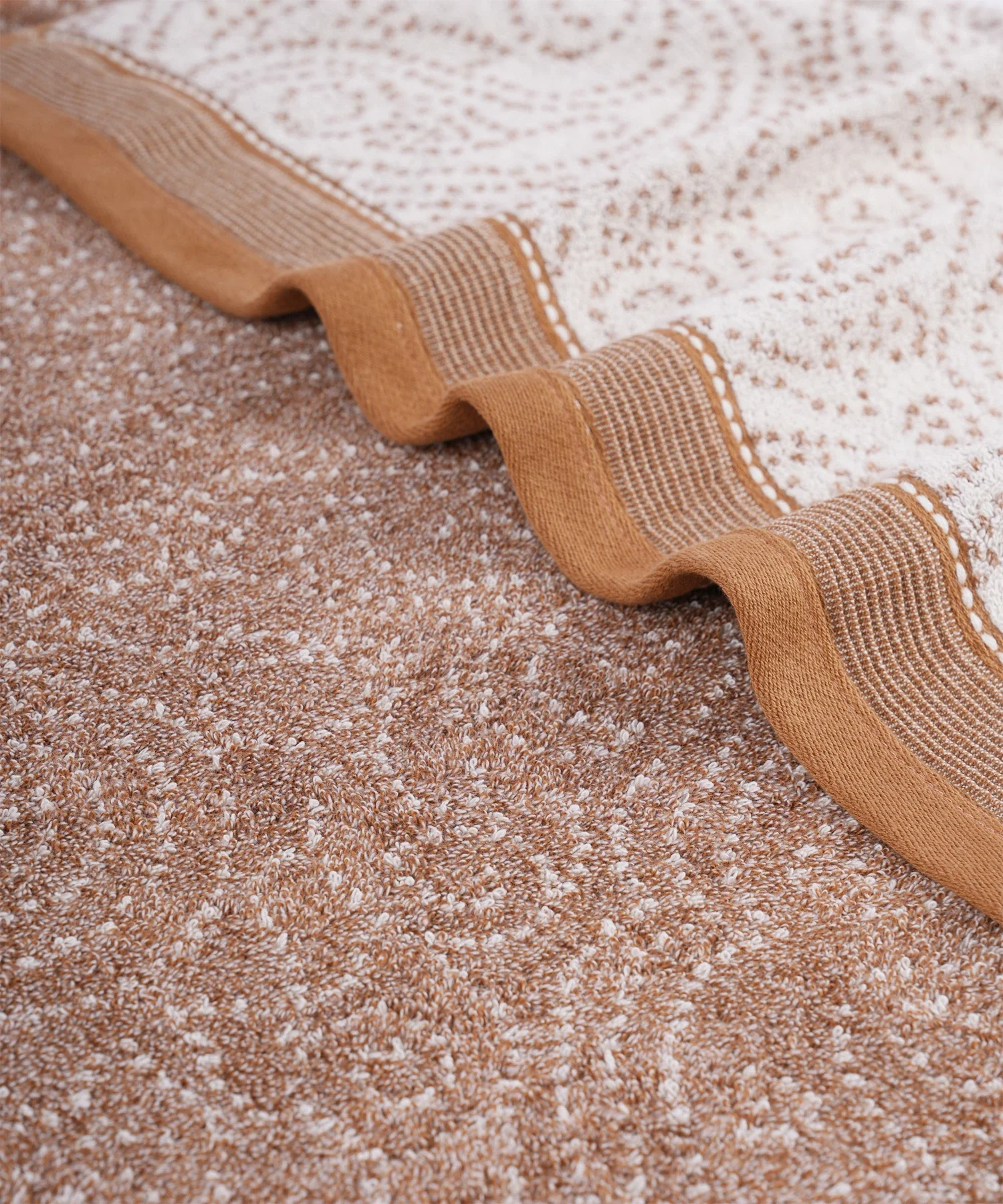 Indulgence By The FirePlace Bath Towel, Super Soft, Intricate Design, 600 GSM, Elmer - Image 6