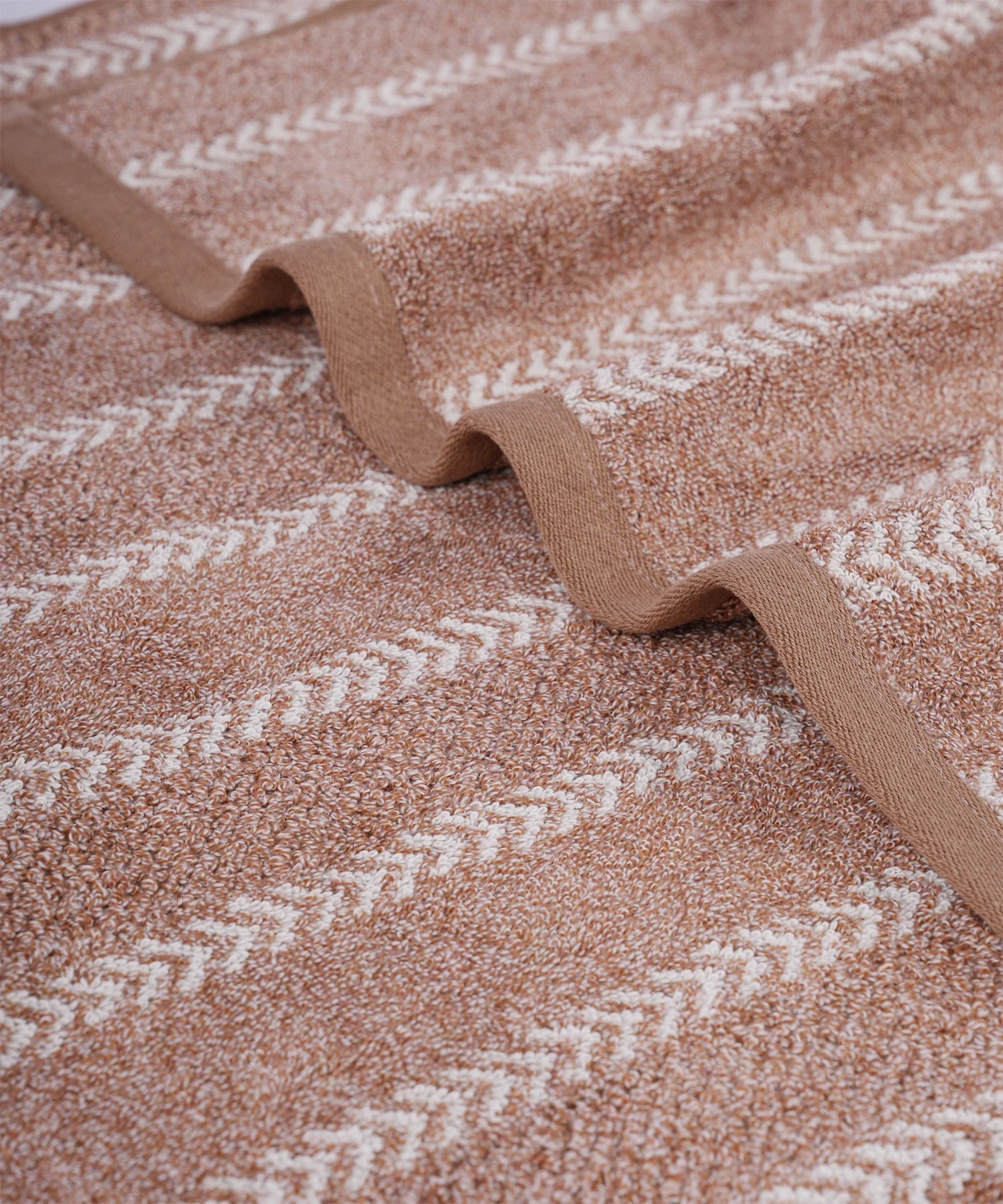 Indulgence By The FirePlace Bath Towel, Super Soft, Intricate Design, 600 GSM, Ginger - Image 6