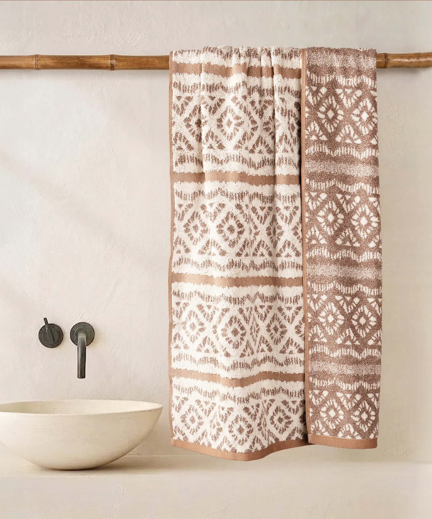 Indulgence By The FirePlace Bath Towel, Super Soft, Intricate Design, 600 GSM, Kelle - Image 2