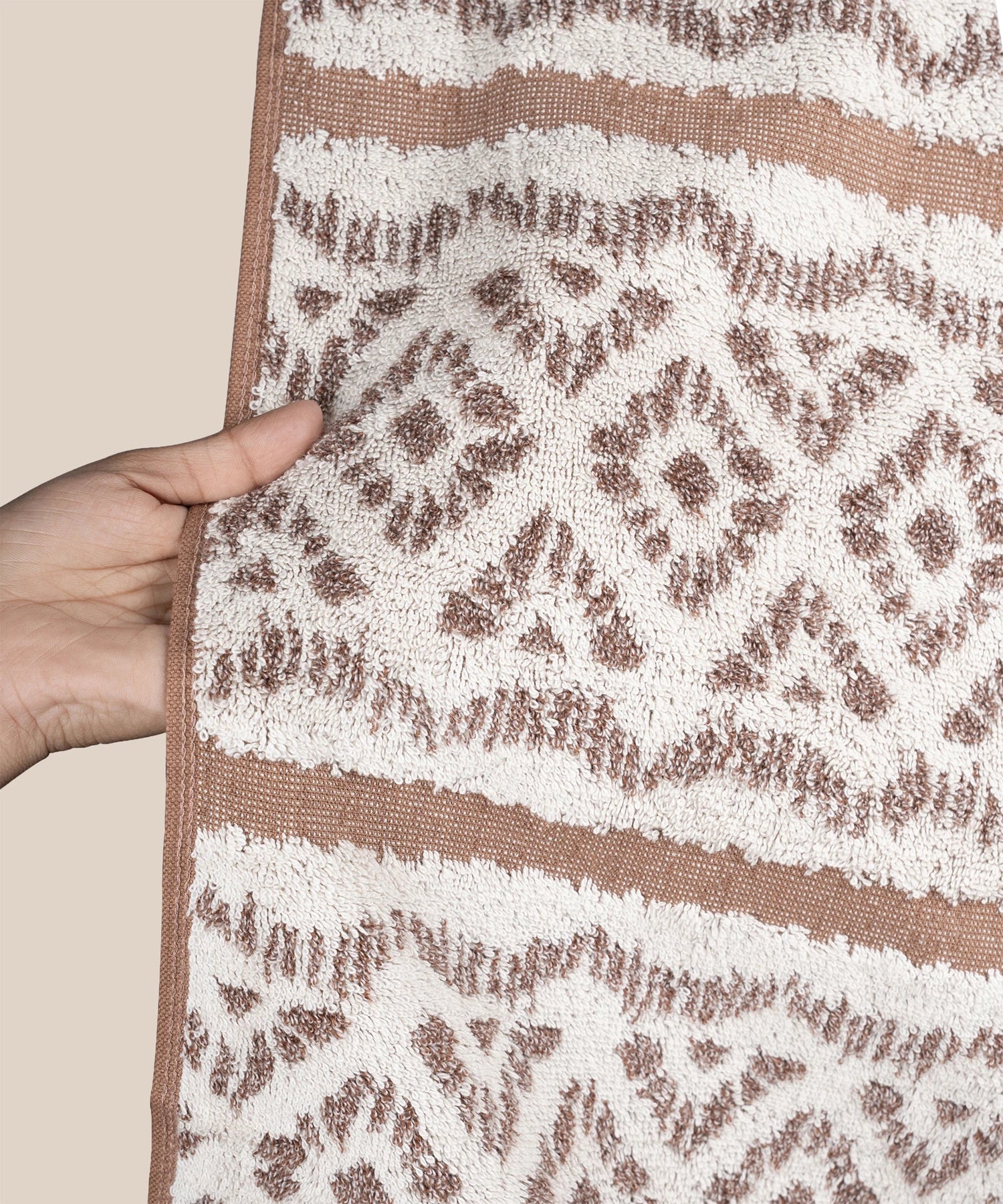 Indulgence By The FirePlace Bath Towel, Super Soft, Intricate Design, 600 GSM, Kelle - Image 5