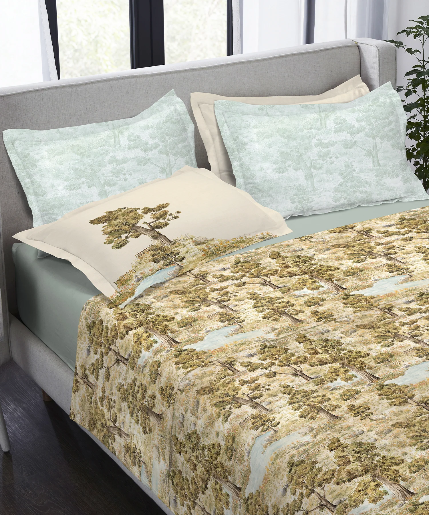 Indulgence Painterly Pattern King Bedsheet Set, Whispering Forest|300 TC Cotton| 4 Pillow Covers - Image 3