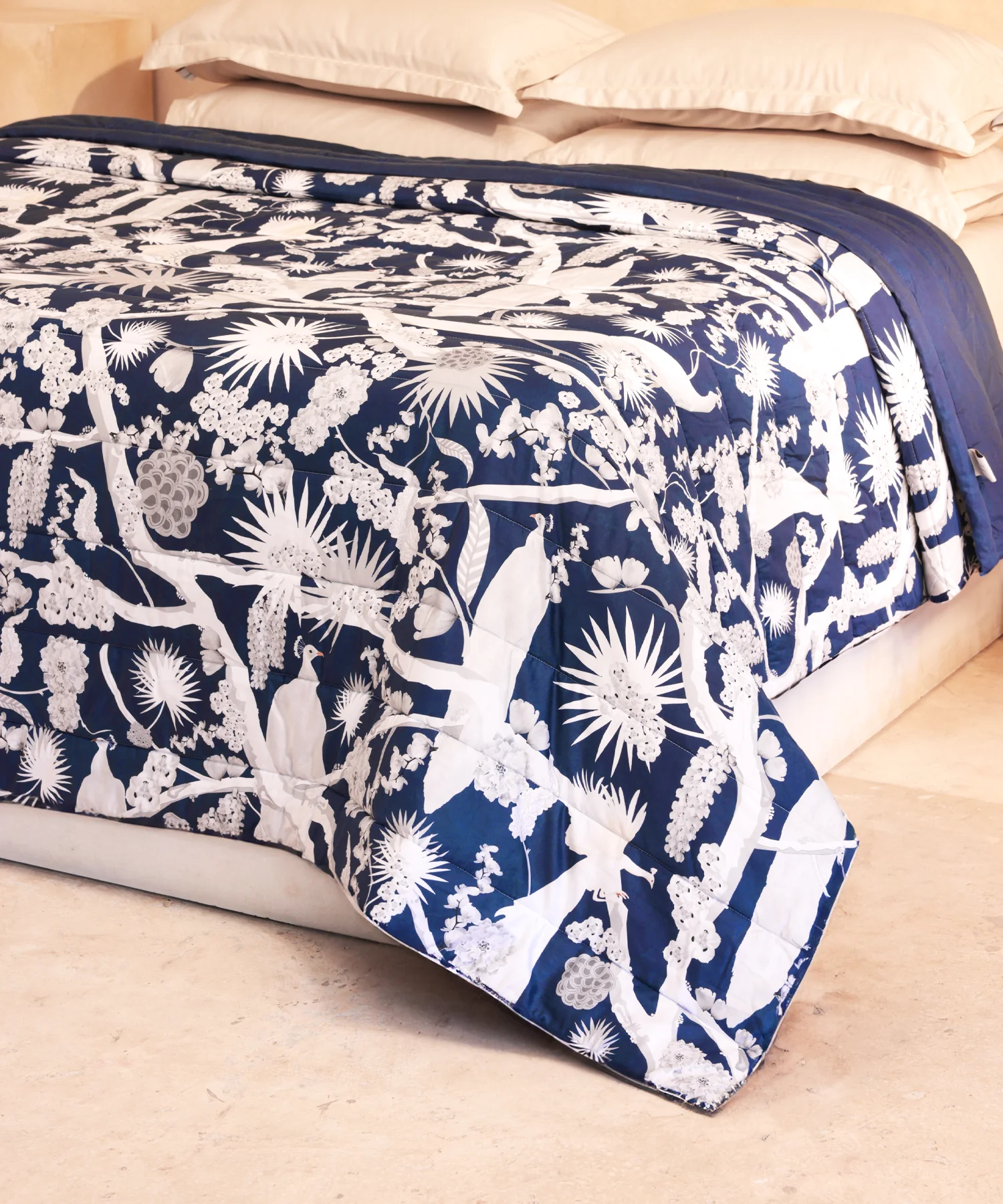 Shivan & Narresh King AC Comforter, Izu Juno|400 TC Cotton Poly - Image 2