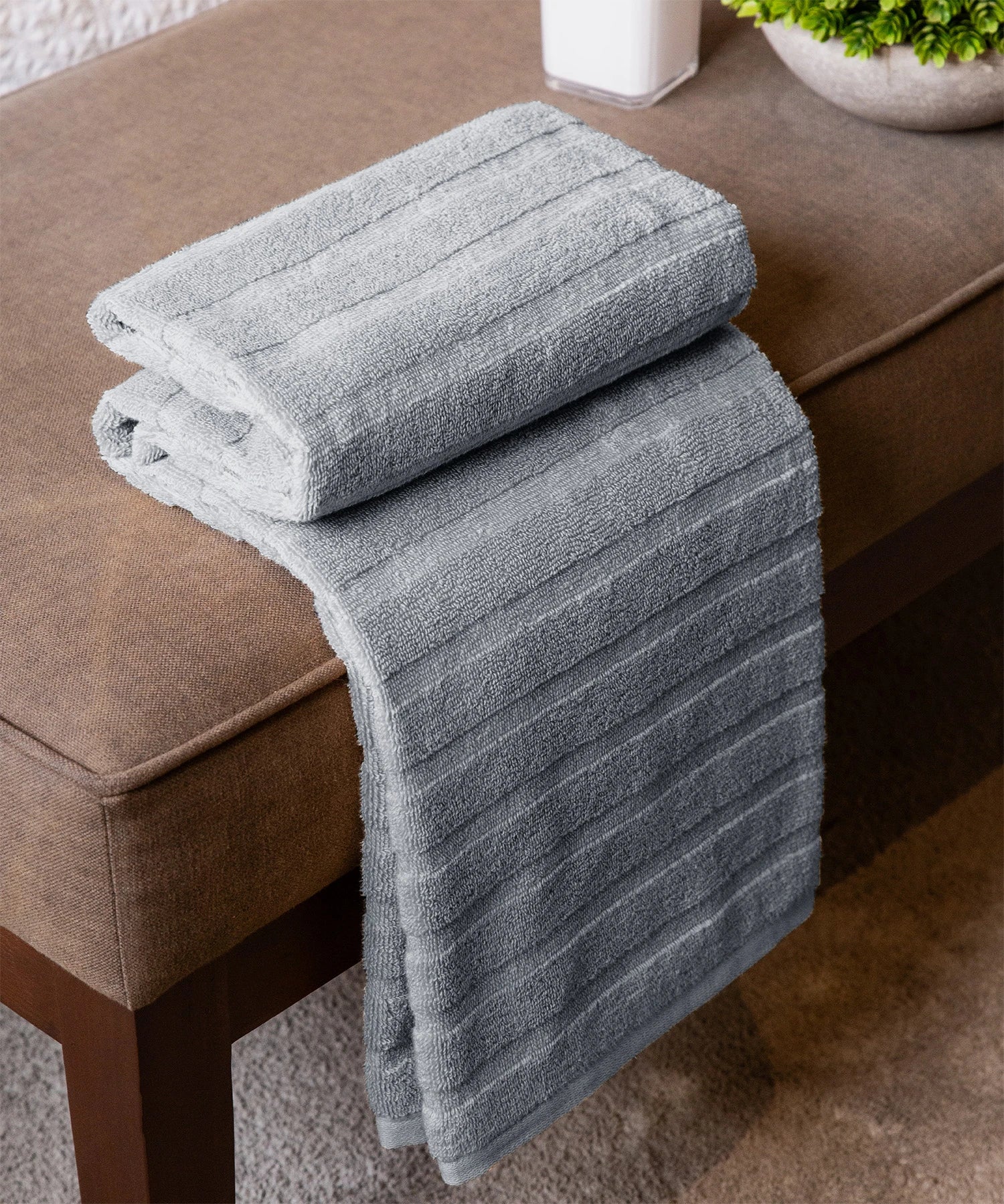 Quick Dry 1 Pc Bath Towel,Charcoal Grey|400 GSM Cotton - Image 4