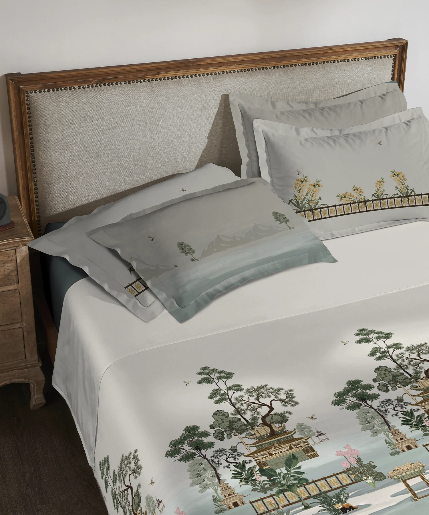 Classic Safarnama King Bedsheet Set, Skybound Tracks | 210 TC Cotton| 4 Pillow Covers - Image 2