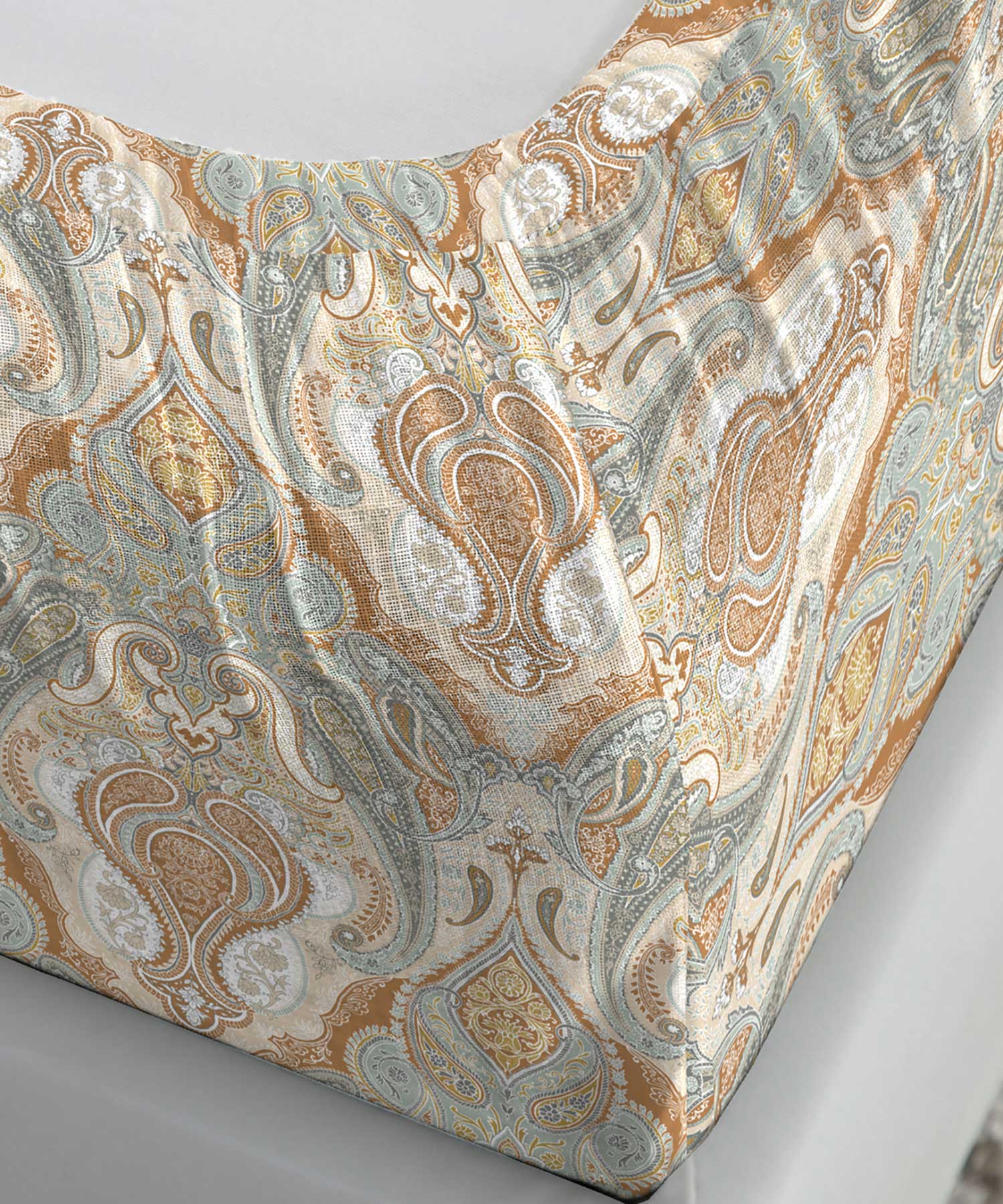 Soft Comfort King Fitted Bedsheet Set, Diana|210 TC Cotton|2 Pillow Covers - Image 3