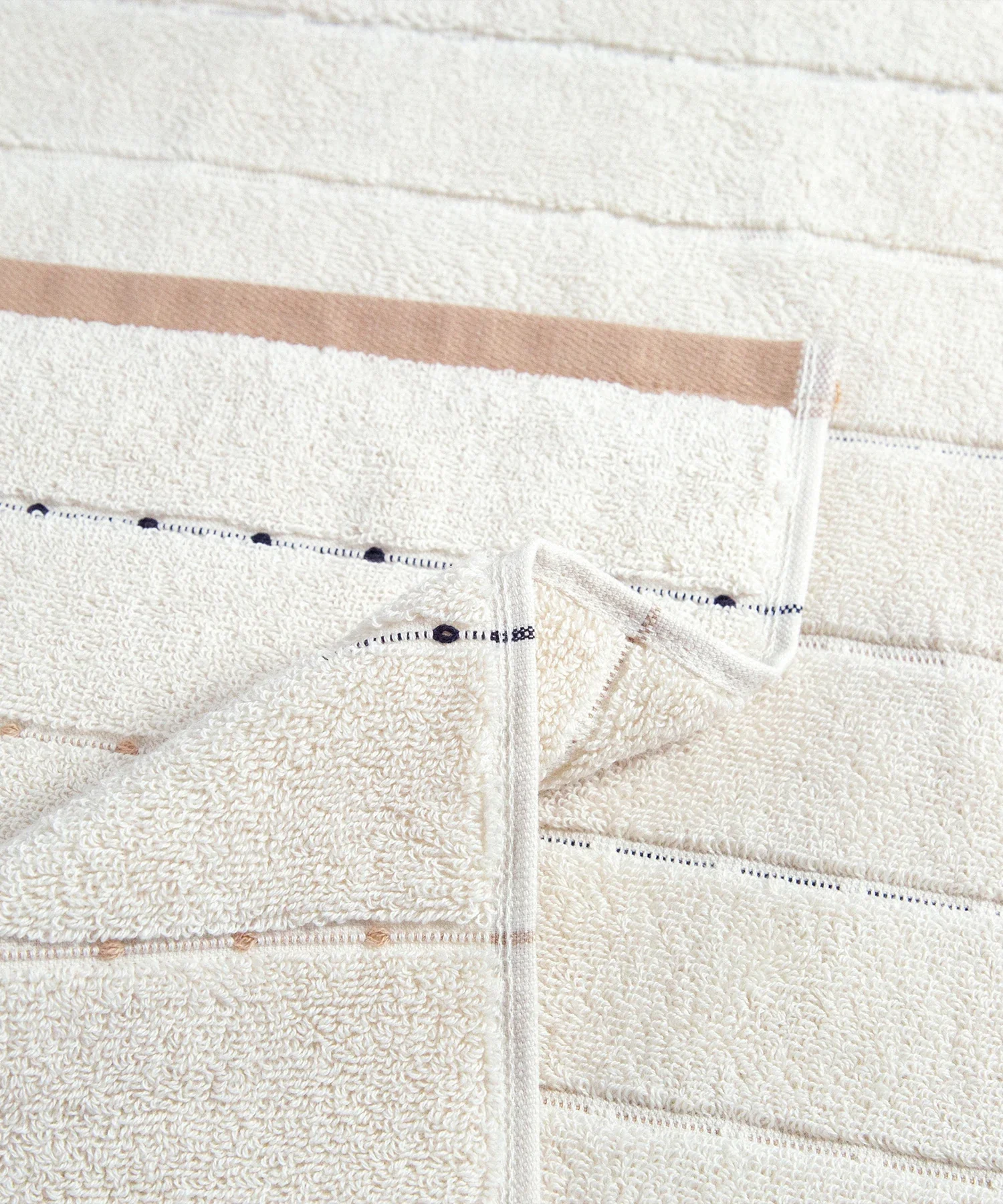 Symphony of Threads 1Pc Bath Towel, Thryve| 625 GSM Cotton - Image 5